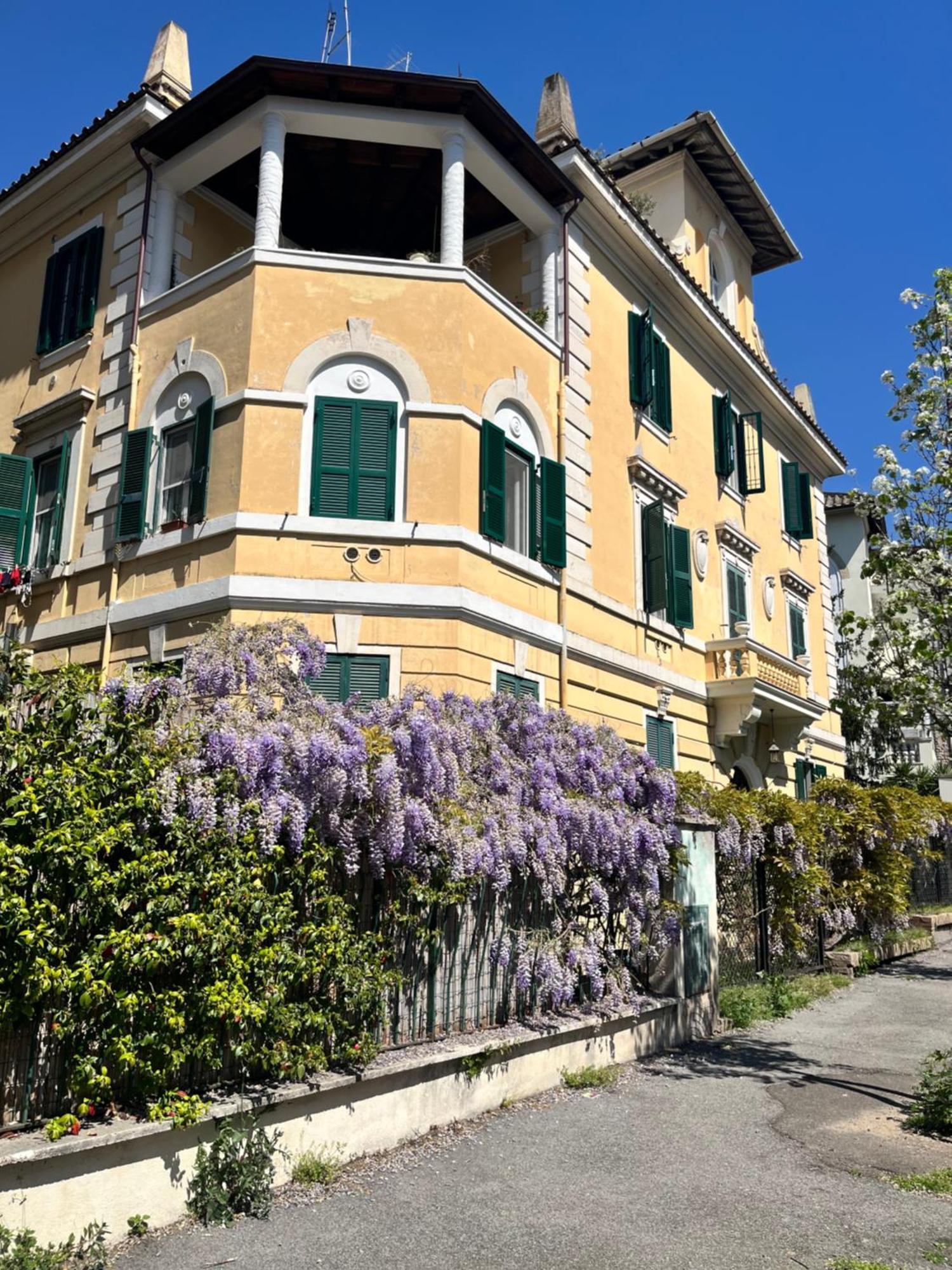 Gianicolo Hill Apartment Rom